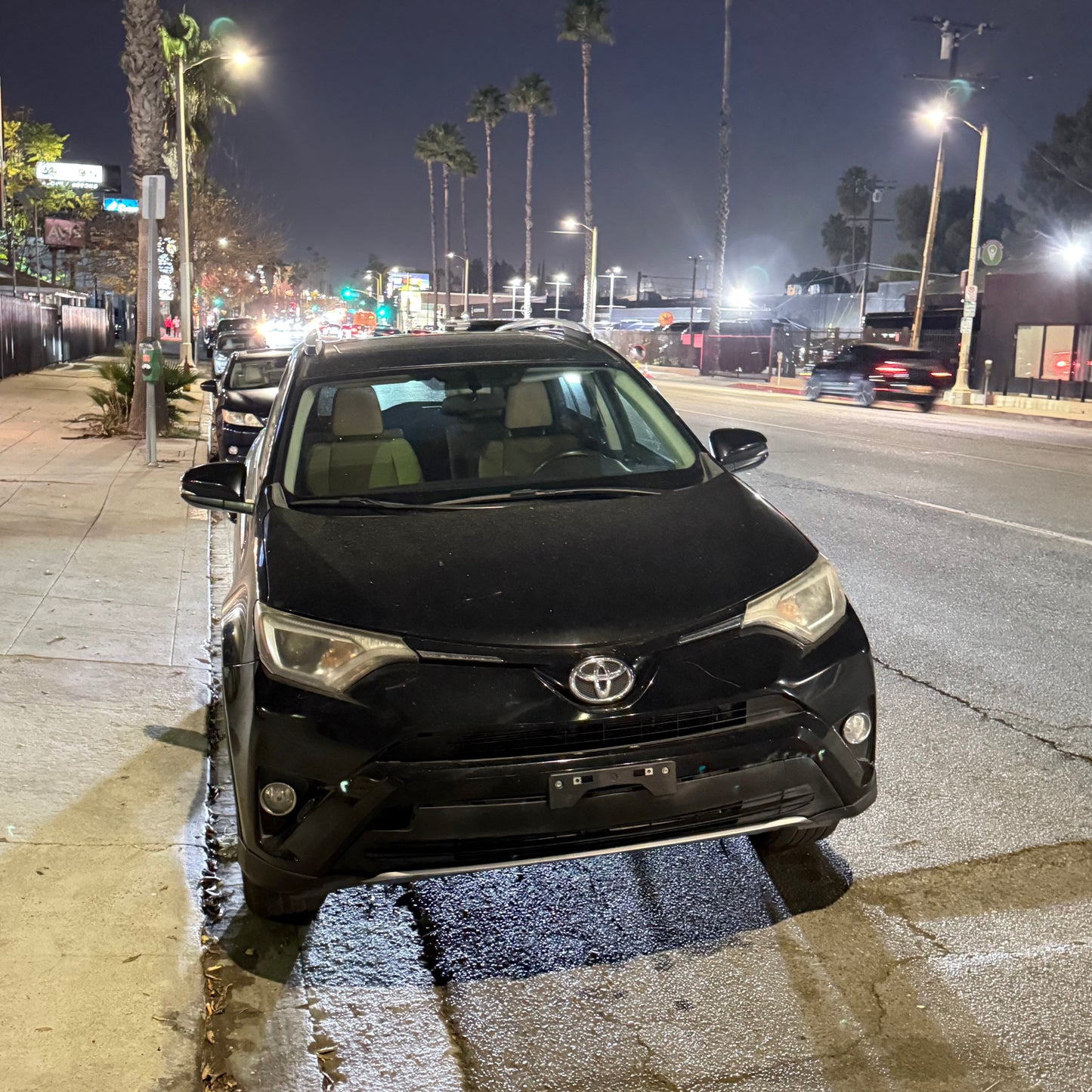2016 Toyota Rav 4 XLE The price listed is the min down payment