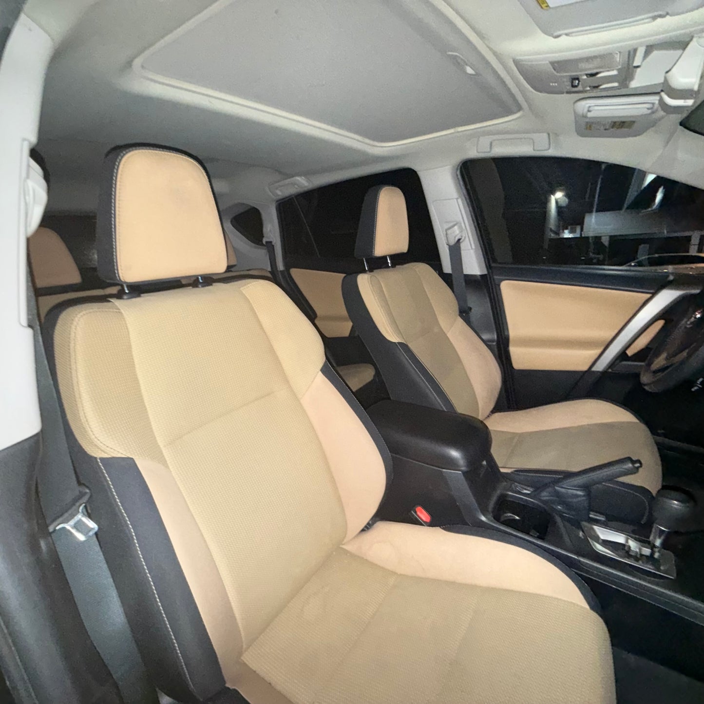 2016 Toyota Rav 4 XLE The price listed is the min down payment